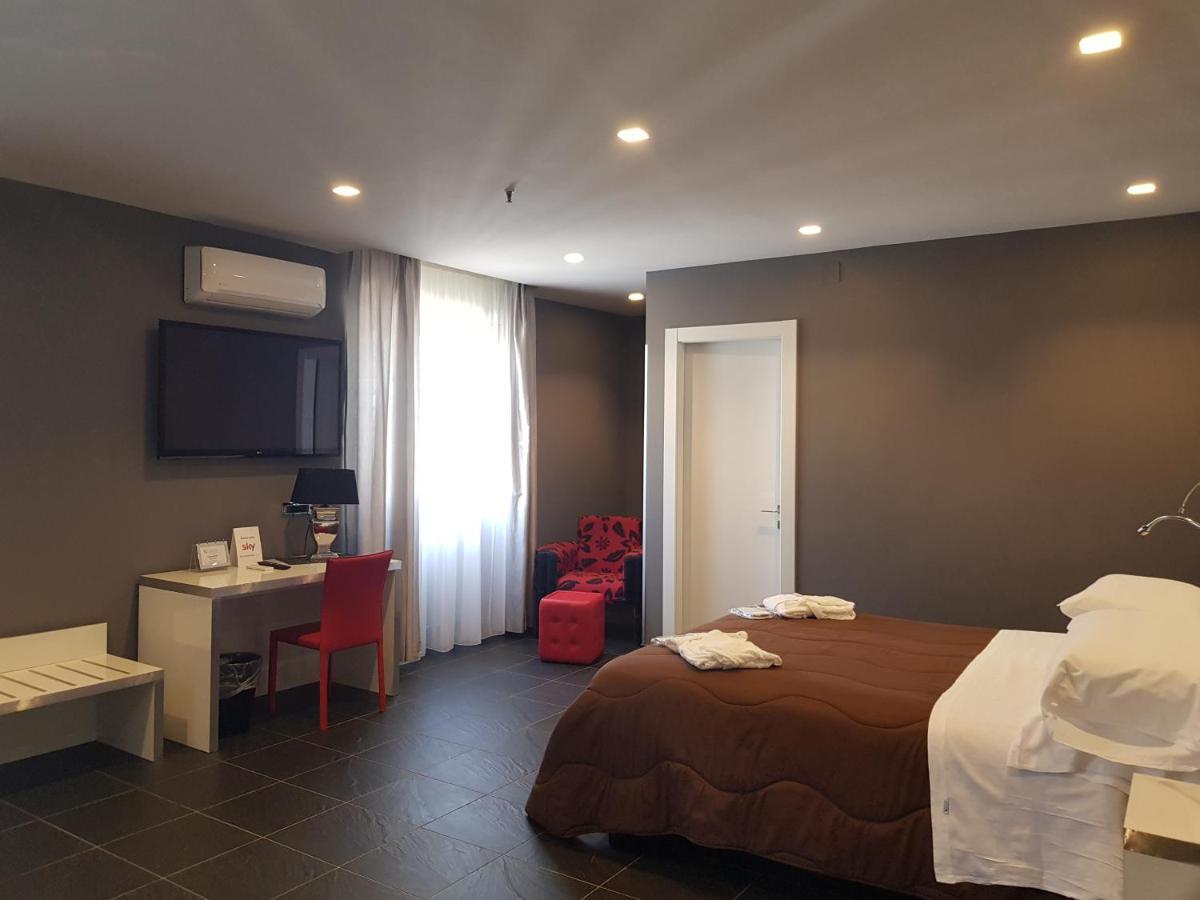 Hotel Europa Art Caserta Buitenkant foto